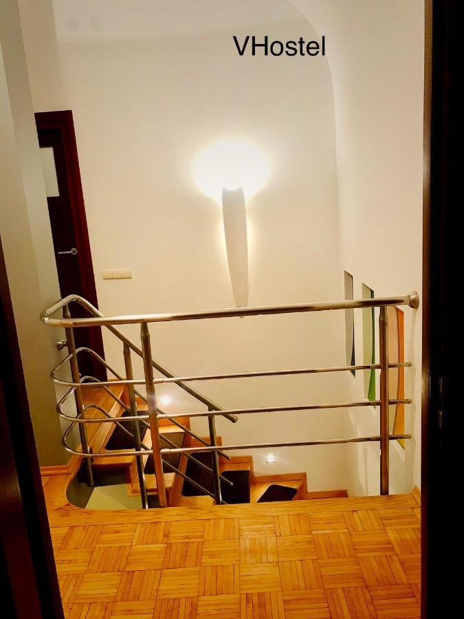 V Hostel Warsaw Exterior photo